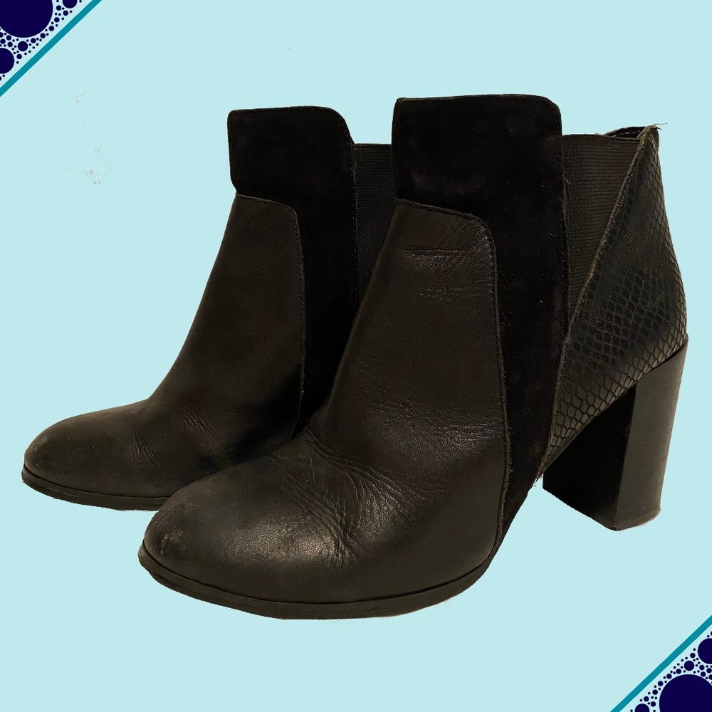 Detailed Leather Black Booties
